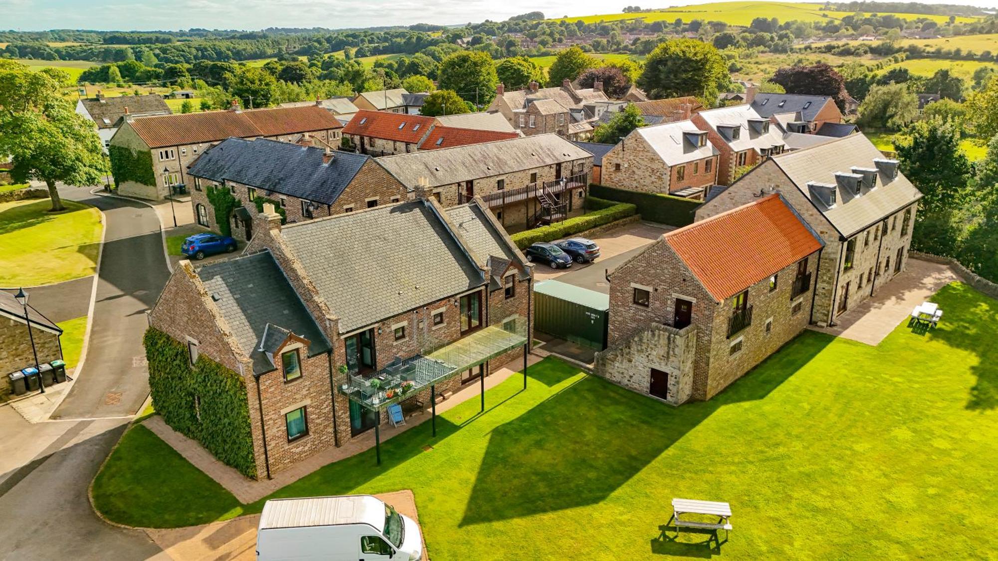 Plawsworth Hall Serviced Cottages And Apartments Durham Exteriér fotografie
